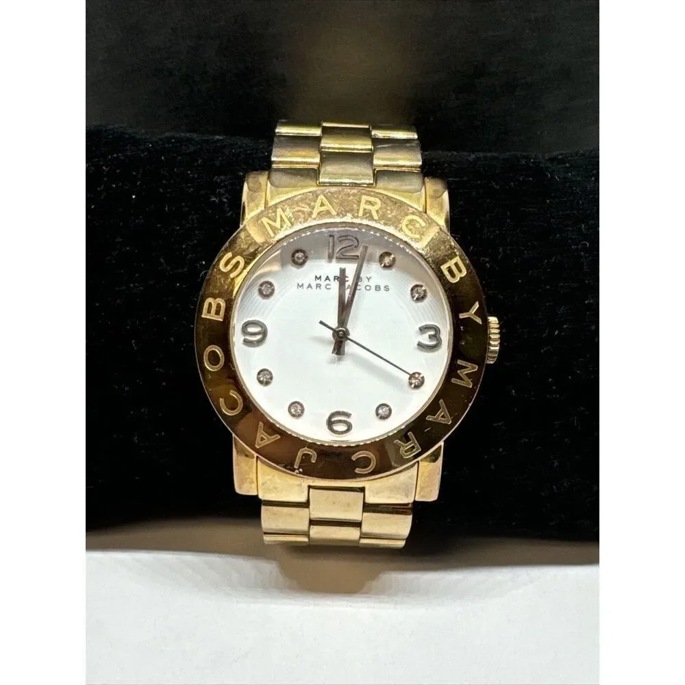 Marc Jacobs MBM3077 Women's Gold Stainless Steel Analog Dial Quartz Watch JNA191